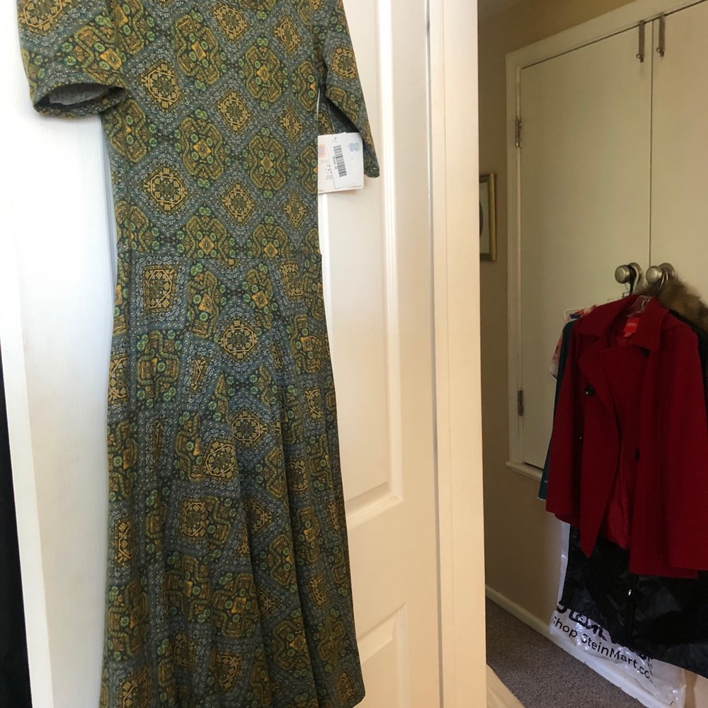 LuLaRoe “Nicole”
